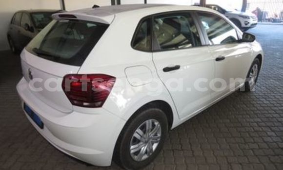 Acheter Occasion Voiture Volkswagen Polo Blanc à Ezulwini, Hhohho Acheter Occasion Voiture Volkswagen Polo Blanc à Ezulwini, Hhohho