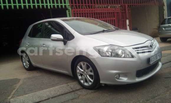 Buy Used Toyota Auris Silver Car in Mbabane in Manzini Buy Used Toyota Auris Silver Car in Mbabane in Manzini