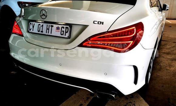 Buy Used Mercedes Viano White Car in Simunye in Lubombo District Buy Used Mercedes Viano White Car in Simunye in Lubombo District