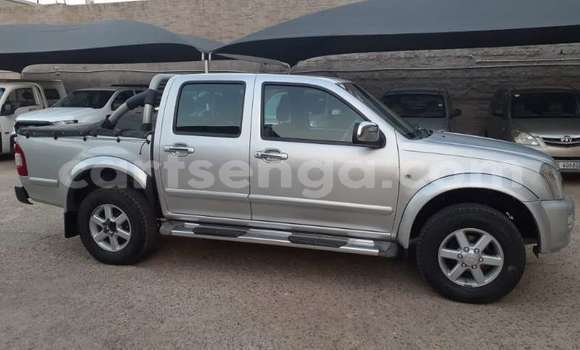 Buy Used Isuzu KB Silver Car in Ezulwini in Hhohho Buy Used Isuzu KB Silver Car in Ezulwini in Hhohho