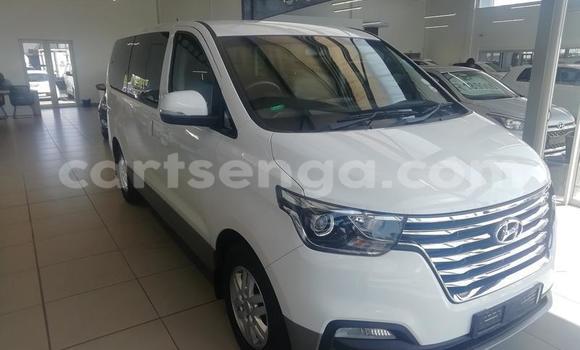 Acheter Occasion Voiture Hyundai H1 Blanc à Tabankulu, Lubombo District Acheter Occasion Voiture Hyundai H1 Blanc à Tabankulu, Lubombo District