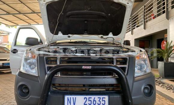 Acheter Occasion Voiture Isuzu KB Blanc à Mbabane, Manzini Acheter Occasion Voiture Isuzu KB Blanc à Mbabane, Manzini