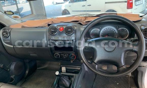 Acheter Occasion Voiture Isuzu KB Blanc à Mbabane, Manzini Acheter Occasion Voiture Isuzu KB Blanc à Mbabane, Manzini