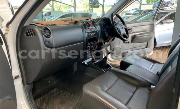 Acheter Occasion Voiture Isuzu KB Blanc à Mbabane, Manzini Acheter Occasion Voiture Isuzu KB Blanc à Mbabane, Manzini