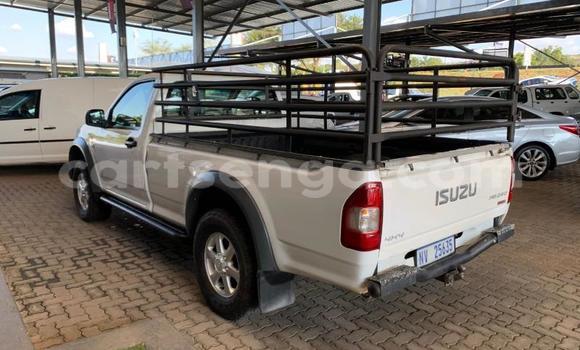 Acheter Occasion Voiture Isuzu KB Blanc à Mbabane, Manzini Acheter Occasion Voiture Isuzu KB Blanc à Mbabane, Manzini
