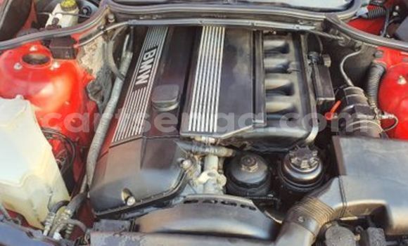 Nunua Ilio tumika BMW 3–Series Red Gari ndani ya Ezulwini nchini Hhohho Nunua Ilio tumika BMW 3–Series Red Gari ndani ya Ezulwini nchini Hhohho