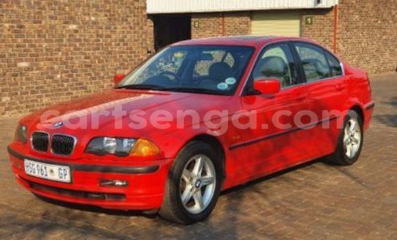 Nunua Ilio tumika BMW 3–Series Red Gari ndani ya Ezulwini nchini Hhohho Nunua Ilio tumika BMW 3–Series Red Gari ndani ya Ezulwini nchini Hhohho