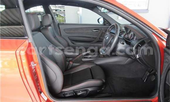 Nunua Ilio tumika BMW 1–Series Red Gari ndani ya Manzini nchini Manzini Nunua Ilio tumika BMW 1–Series Red Gari ndani ya Manzini nchini Manzini