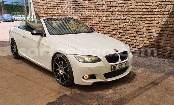 Nunua Ilio tumika BMW 1–Series White Gari ndani ya Import - Dubai nchini Hhohho