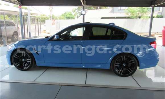 Nunua Ilio tumika BMW 3–Series Blue Gari ndani ya Manzini nchini Manzini Nunua Ilio tumika BMW 3–Series Blue Gari ndani ya Manzini nchini Manzini