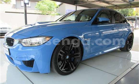 Nunua Ilio tumika BMW 3–Series Blue Gari ndani ya Manzini nchini Manzini Nunua Ilio tumika BMW 3–Series Blue Gari ndani ya Manzini nchini Manzini