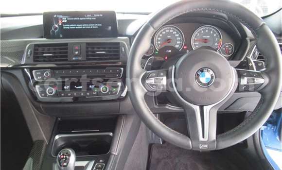 Nunua Ilio tumika BMW 3–Series Blue Gari ndani ya Manzini nchini Manzini Nunua Ilio tumika BMW 3–Series Blue Gari ndani ya Manzini nchini Manzini