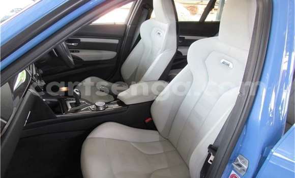 Nunua Ilio tumika BMW 3–Series Blue Gari ndani ya Manzini nchini Manzini Nunua Ilio tumika BMW 3–Series Blue Gari ndani ya Manzini nchini Manzini