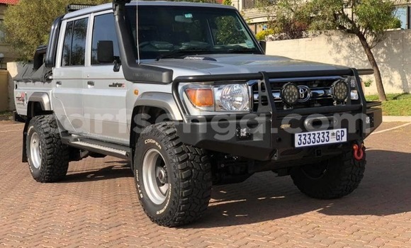 Acheter Occasion Voiture Toyota Land Cruiser Gris à Ezulwini, Hhohho Acheter Occasion Voiture Toyota Land Cruiser Gris à Ezulwini, Hhohho