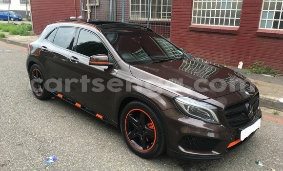 Acheter Occasion Voiture Mercedes‒Benz CLA-klasse AMG Marron à Ezulwini, Hhohho