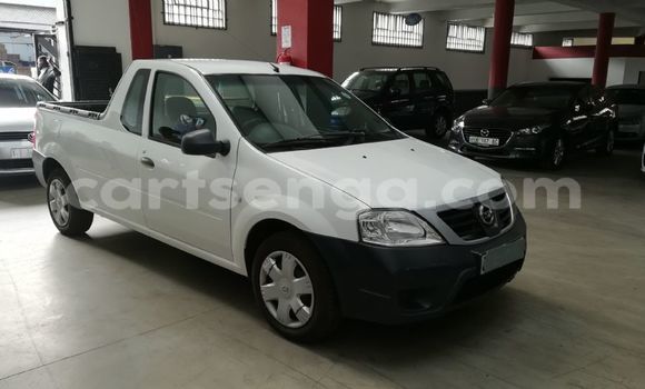 Nunua Ilio tumika Nissan UNKNOWN White Gari ndani ya Malkerns nchini Manzini Nunua Ilio tumika Nissan UNKNOWN White Gari ndani ya Malkerns nchini Manzini