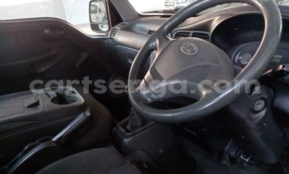 Nunua Ilio tumika Hyundai H200 White Gari ndani ya Big Bend nchini Lubombo Nunua Ilio tumika Hyundai H200 White Gari ndani ya Big Bend nchini Lubombo