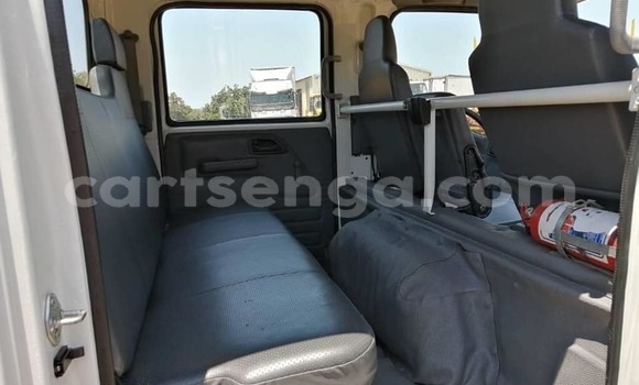 Nunua Ilio tumika Isuzu Bighorn White Lori ndani ya Mbabane nchini Manzini Nunua Ilio tumika Isuzu Bighorn White Lori ndani ya Mbabane nchini Manzini