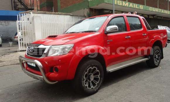 Buy Used Toyota Hilux Red Car in Mbabane in Manzini Buy Used Toyota Hilux Red Car in Mbabane in Manzini