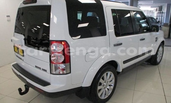 Nunua Ilio tumika Land Rover Discovery White Gari ndani ya Manzini nchini Manzini Nunua Ilio tumika Land Rover Discovery White Gari ndani ya Manzini nchini Manzini