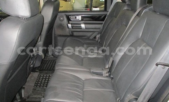 Nunua Ilio tumika Land Rover Discovery White Gari ndani ya Manzini nchini Manzini Nunua Ilio tumika Land Rover Discovery White Gari ndani ya Manzini nchini Manzini