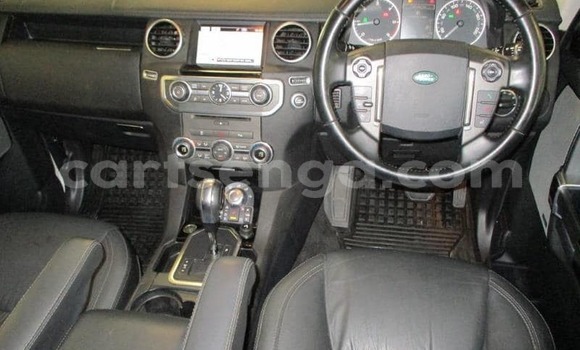 Nunua Ilio tumika Land Rover Discovery White Gari ndani ya Manzini nchini Manzini Nunua Ilio tumika Land Rover Discovery White Gari ndani ya Manzini nchini Manzini