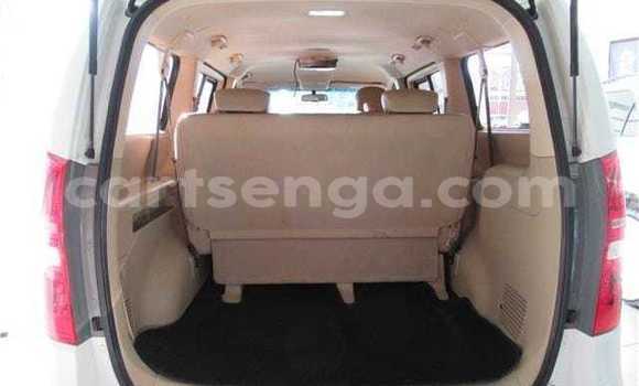 Buy Used Hyundai H1 White Car in Big Bend in Lubombo Buy Used Hyundai H1 White Car in Big Bend in Lubombo