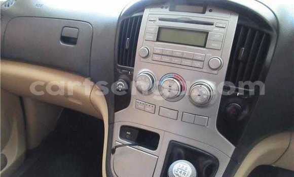 Buy Used Hyundai H1 White Car in Big Bend in Lubombo Buy Used Hyundai H1 White Car in Big Bend in Lubombo