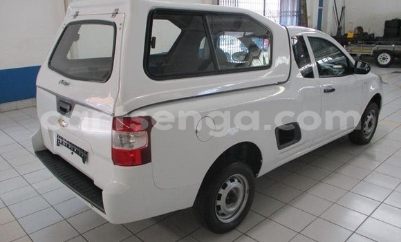 Nunua Ilio tumika Chevrolet Van White Gari ndani ya Manzini nchini Manzini Nunua Ilio tumika Chevrolet Van White Gari ndani ya Manzini nchini Manzini