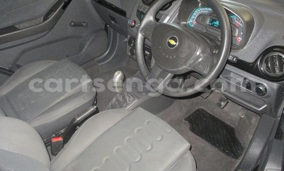 Nunua Ilio tumika Chevrolet Van White Gari ndani ya Manzini nchini Manzini Nunua Ilio tumika Chevrolet Van White Gari ndani ya Manzini nchini Manzini