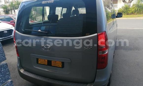 Buy Used Hyundai H1 Silver Car in Mbabane in Manzini Buy Used Hyundai H1 Silver Car in Mbabane in Manzini