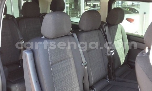 Buy Used Mercedes Viano Red Car in Big Bend in Lubombo Buy Used Mercedes Viano Red Car in Big Bend in Lubombo