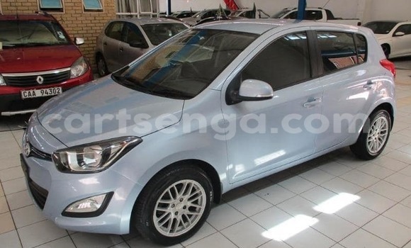 Buy Used Hyundai i20 Blue Car in Mbabane in Manzini