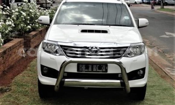 Buy Used Toyota Fortuner White Car in Manzini in Manzini Buy Used Toyota Fortuner White Car in Manzini in Manzini