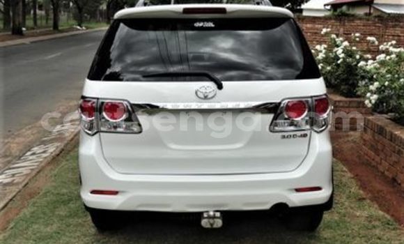 Buy Used Toyota Fortuner White Car in Manzini in Manzini Buy Used Toyota Fortuner White Car in Manzini in Manzini