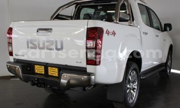 Buy Used Isuzu KB White Car in Kwaluseni in Manzini Buy Used Isuzu KB White Car in Kwaluseni in Manzini