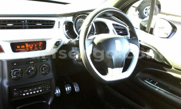 Buy Used Citroen DS3 Black Car in Lobamba in Manzini Buy Used Citroen DS3 Black Car in Lobamba in Manzini