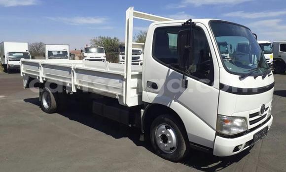 Acheter Occasion Voiture Toyota Dyna Blanc à Ezulwini, Hhohho Acheter Occasion Voiture Toyota Dyna Blanc à Ezulwini, Hhohho