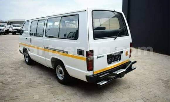 Buy Used Toyota 4Runner White Car in Siteki in Lubombo District Buy Used Toyota 4Runner White Car in Siteki in Lubombo District