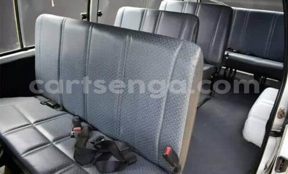 Buy Used Toyota 4Runner White Car in Siteki in Lubombo District Buy Used Toyota 4Runner White Car in Siteki in Lubombo District