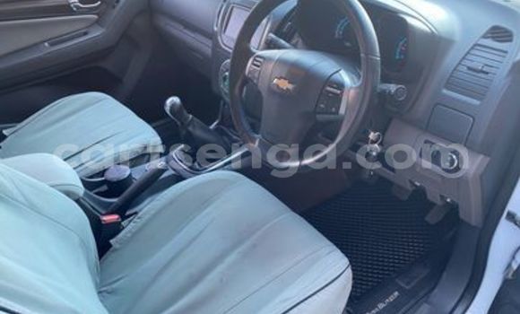 Buy Used Chevrolet TrailBlazer White Car in Ezulwini in Hhohho Buy Used Chevrolet TrailBlazer White Car in Ezulwini in Hhohho