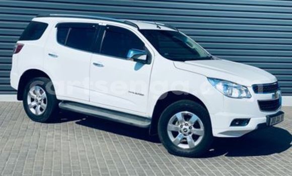Buy Used Chevrolet TrailBlazer White Car in Ezulwini in Hhohho Buy Used Chevrolet TrailBlazer White Car in Ezulwini in Hhohho
