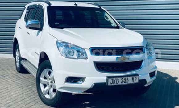 Buy Used Chevrolet TrailBlazer White Car in Ezulwini in Hhohho Buy Used Chevrolet TrailBlazer White Car in Ezulwini in Hhohho