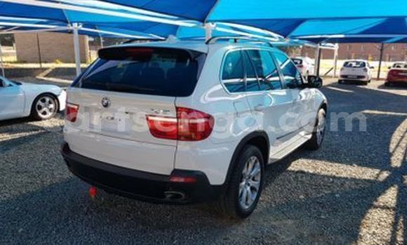 Acheter Occasion Voiture BMW X5 Blanc à Big Bend, Lubombo District Acheter Occasion Voiture BMW X5 Blanc à Big Bend, Lubombo District