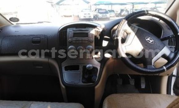 Acheter Occasion Voiture Hyundai H1 Blanc à Ezulwini, Hhohho