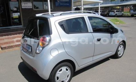 Buy Used Chevrolet Spark White Car in Ezulwini in Hhohho Buy Used Chevrolet Spark White Car in Ezulwini in Hhohho