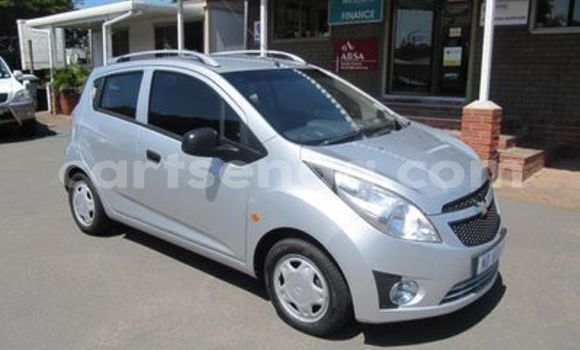 Buy Used Chevrolet Spark White Car in Ezulwini in Hhohho Buy Used Chevrolet Spark White Car in Ezulwini in Hhohho