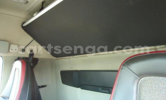 Buy Used Volvo F4 White Truck in Ezulwini in Hhohho Buy Used Volvo F4 White Truck in Ezulwini in Hhohho