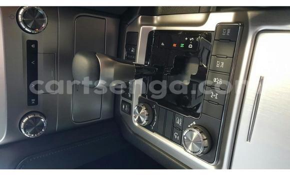 Nunua Ilio tumika Toyota Land Cruiser Silver Gari ndani ya Mbabane nchini Manzini Nunua Ilio tumika Toyota Land Cruiser Silver Gari ndani ya Mbabane nchini Manzini