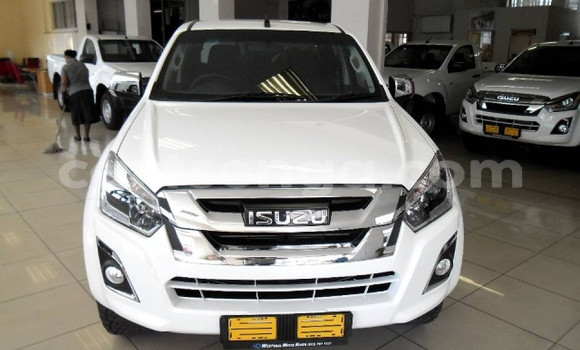 Nunua Ilio tumika Isuzu KB White Gari ndani ya Big Bend nchini Lubombo Nunua Ilio tumika Isuzu KB White Gari ndani ya Big Bend nchini Lubombo